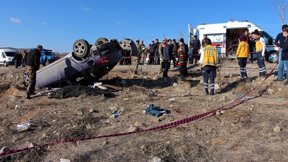 Emzirmeye giden anne kazada öldü biberon bebeğe yetiştirildi