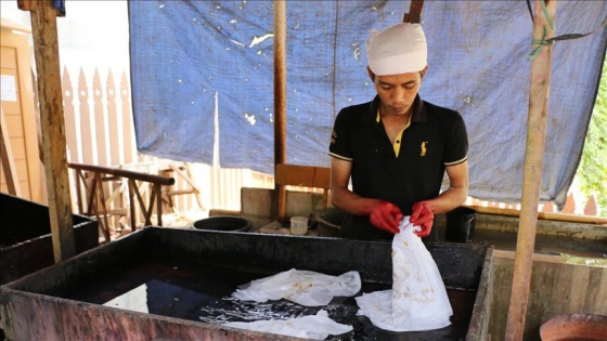 Endonezya'nın ulusal kimliğinin simgesi: Batik