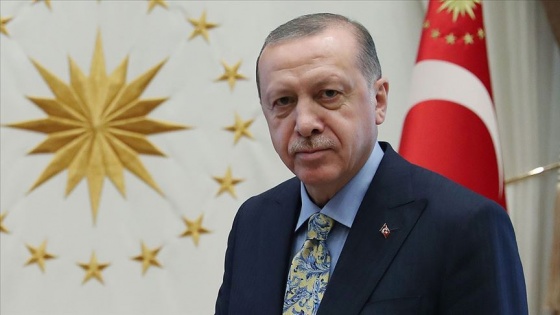 Erdoğan altın madalya alan sporcuları kutladı