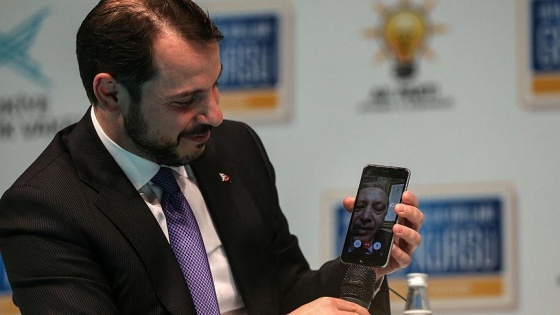 Erdoğan 'facetime' üzerinden gençlere seslendi