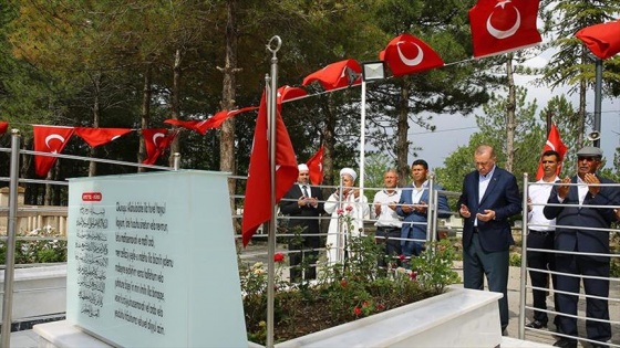 Erdoğan, Halisdemir'in kabrini ziyaret etti