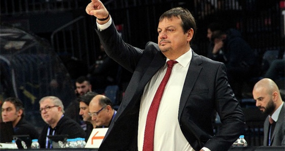 Ergin Ataman’dan ’İstiklal Marşı’ önerisi