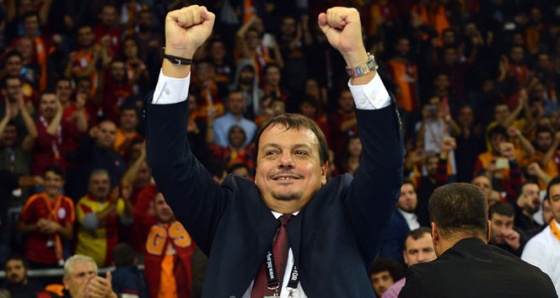 Ergin Ataman ya Galatasaray'ı seçecek ya milli takımı