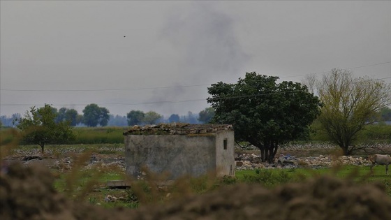 Ermenistan, Azerbaycan'daki şehir ve köyleri bombalıyor