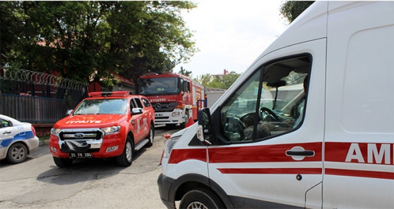 Erzurum'da askeri karargahta çıkan yangın paniğe yol açtı