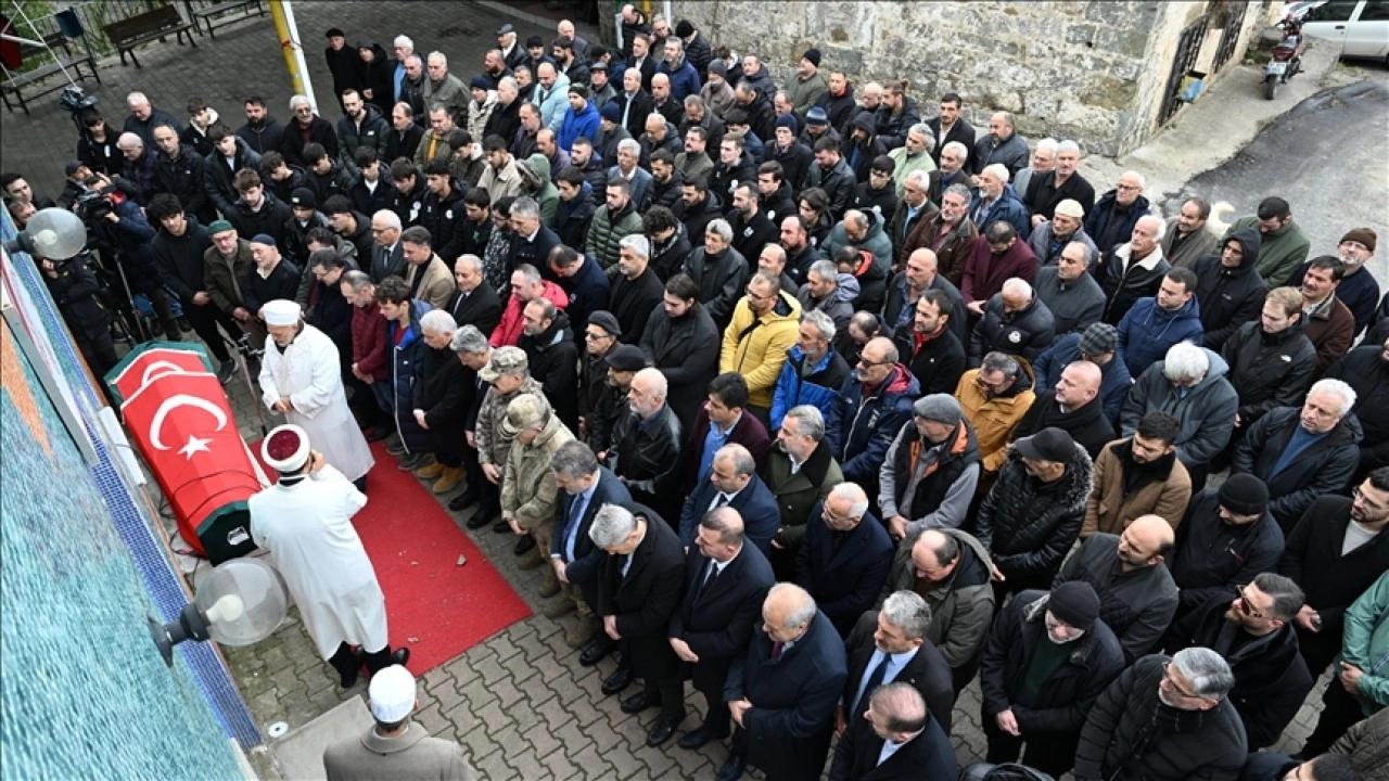 Erzurum'da çığ düşmesi sonucu hayatını kaybeden milli judocu Emre Yazgan son yolculuğuna uğurla