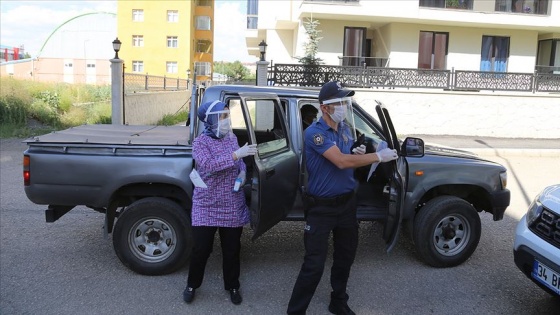 Erzurum'da Kovid-19 ile mücadele için 'çat kapı' ekibi kuruldu