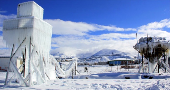 Erzurum'dan buzdan manzara