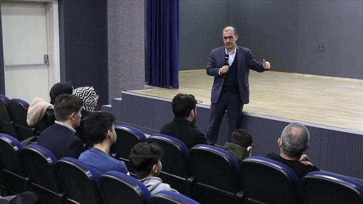 Erzurum Diplomasi Akademisinde yetişen gençler medeniyetleri yerinde tanıyor