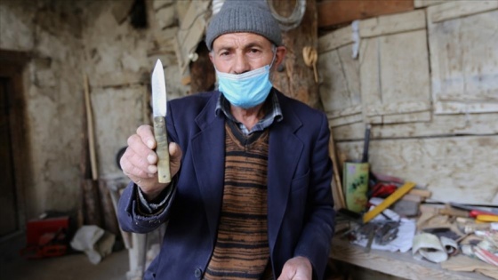 Erzurumlu 'Ahmet Usta' yarım asırdır geçimini bıçakçılıkla sağlıyor