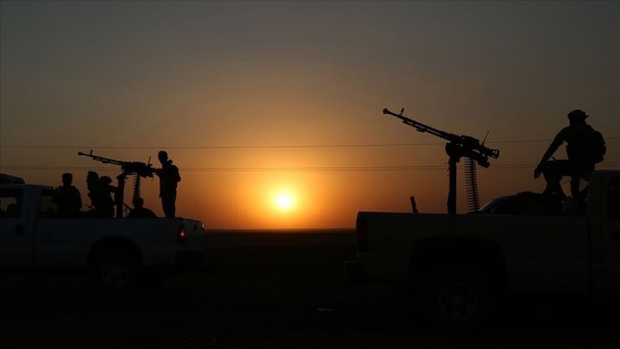 Esed rejimi güçleri ile YPG/PKK'lı teröristler Kamışlı'da çatıştı