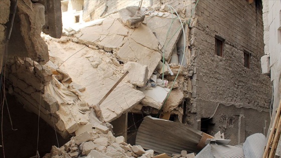 Esed rejimi İdlib'deki okullara misket bombasıyla saldırdı: 4 ölü