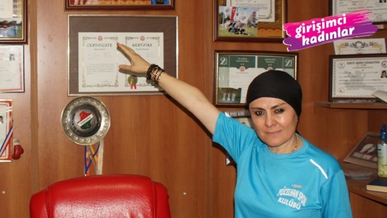 Eşinden yadigar spor salonunda şampiyonlar yetiştiriyor