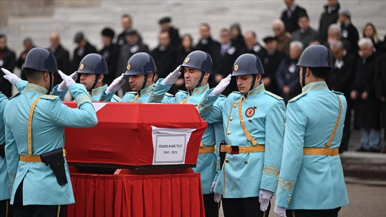 Eski bakanlardan Ömer Barutçu için Meclis'te cenaze töreni düzenlendi