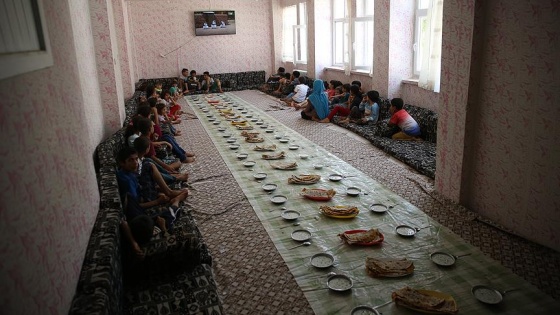 Eski hastane binası Suriyeli kimsesizlere yuva oldu