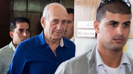 Eski İsrail Başbakanı Olmert hapisten çıktı