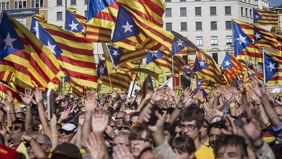 Eski Katalan siyasetçilere 