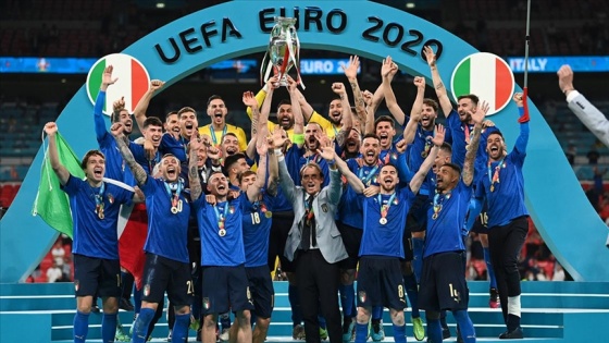 Euro 2020 şampiyonluğu İtalya ekonomisine 4 milyar avro değer katacak