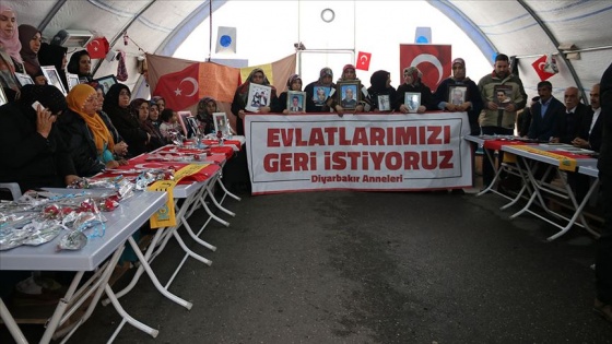 Evlat nöbetinin 100. gününde ziyaretçi yoğunluğu