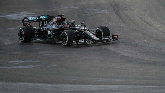 F1 Portekiz Grand Prix'sini Lewis Hamilton kazandı