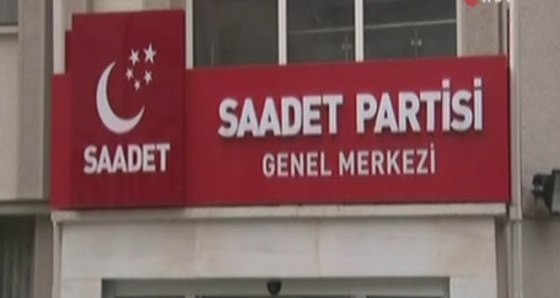 Fatih Erbakan haciz gönderdi, Saadet Partililer polisle tartıştı