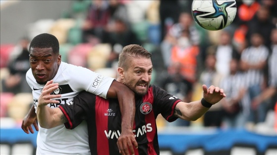 Fatih Karagümrük, deplasmanda Altay'ı 1-0 mağlup etti