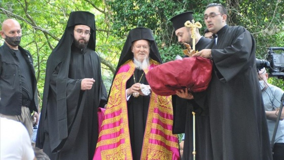 Fener Rum Patriği Bartholomeos, Erdek&#039;te Meryem Ana anısına ayin yönetti