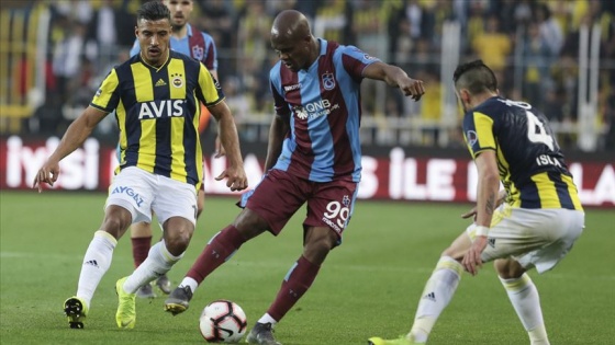 Fenerbahçe 1 puanı son saniyede kurtardı