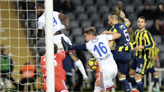 Fenerbahçe, 49 hafta sonra ilk 2'de