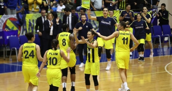 Fenerbahçe: 69 - Sopron Basket: 67