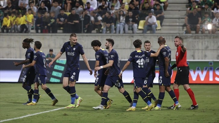 Fenerbahçe, Avrupa'da liderlik için sahaya çıkıyor