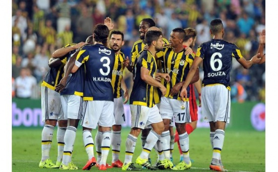 Fenerbahçe'de taşlar yerinden oynadı