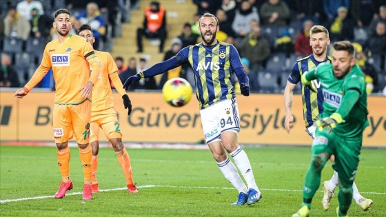 Fenerbahçe'den Kadıköy'de kritik puan kaybı