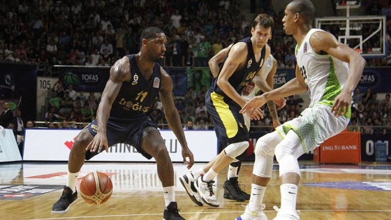 Fenerbahçe Doğuş, TOFAŞ'ı 95-77 yenerek seride durumu 3-1 yaptı