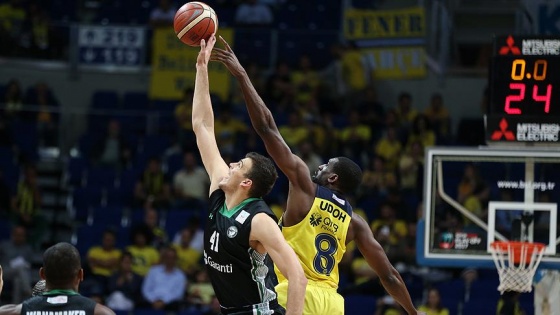 Fenerbahçe final için sahada