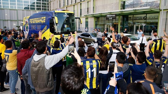 Fenerbahçe kafilesi İzmir'de