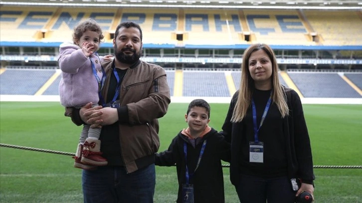 Fenerbahçe Kulübü, enkazdan kurtarılan Kuzey Koşar ve ailesini Ülker Stadı'nda ağırladı