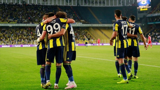 Fenerbahçe, sezonu kötü rekorlarla bitirdi