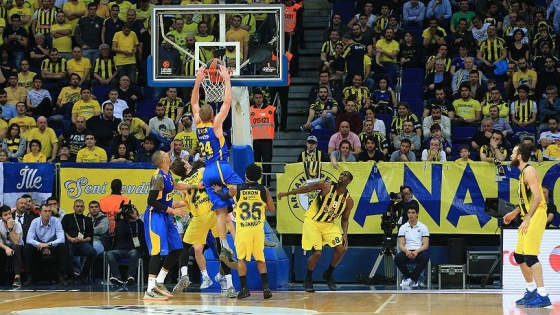 Fenerbahçe 'son saniye'de kaybetti