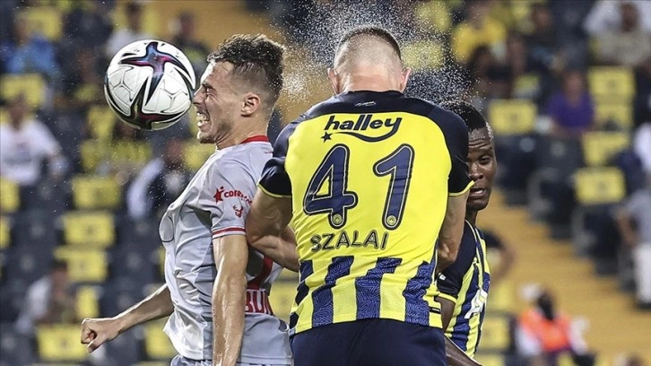 Fenerbahçe, Süper Lig'de yarın Antalyaspor'a konuk olacak