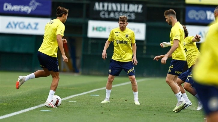 Fenerbahçe, Zimbru ile yapacağı rövanş maçının hazırlıklarına başladı