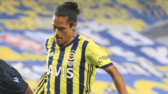 Fenerbahçeli futbolcu Lemos PFDK'ye sevk edildi