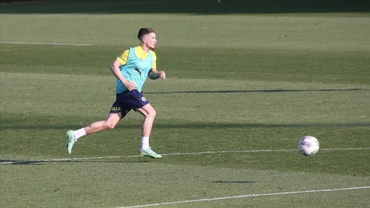 Fenerbahçe'nin yeni transferi Ryan Kent, taraftarı heyecanlandırma sözü verdi