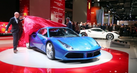 Ferrari 488 Spider Franfurt'ta görücüye çıktı