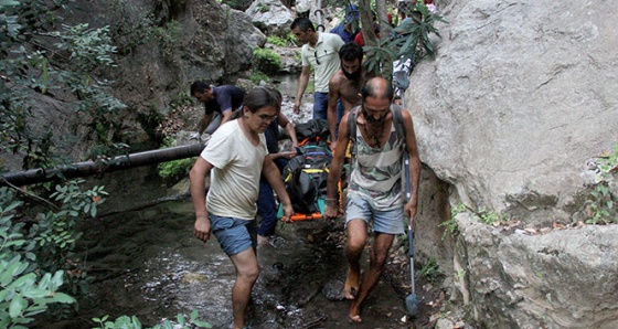 Fethiye'de kayalıklardan düşen Azeri kadın öldü