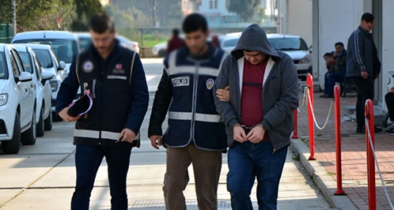 FETÖ'nün aranan mahrem asker imamı Adana'da yakalandı