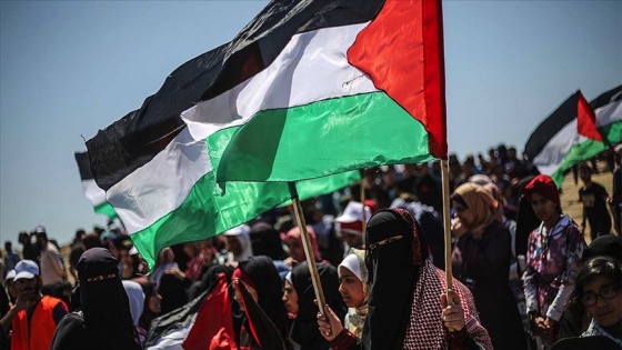 Filistinliler Nekbe'nin 72. yılında geri dönüş hakkına dikkati çekmeye çalışıyor