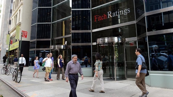 Fitch küresel ekonominin yüzde 2,9 büyüyeceğini öngörüyor