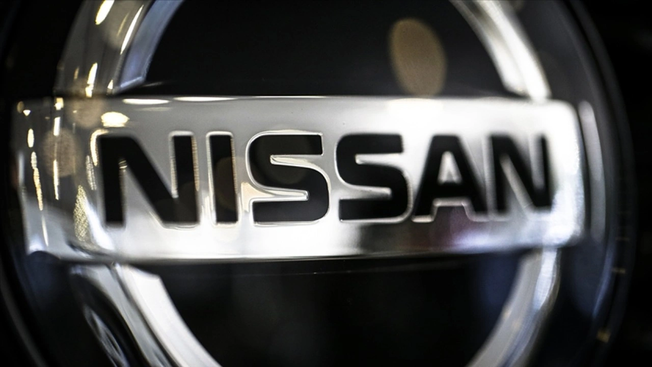 Fitch Ratings, Nissan'ın kredi notunu düşürdü