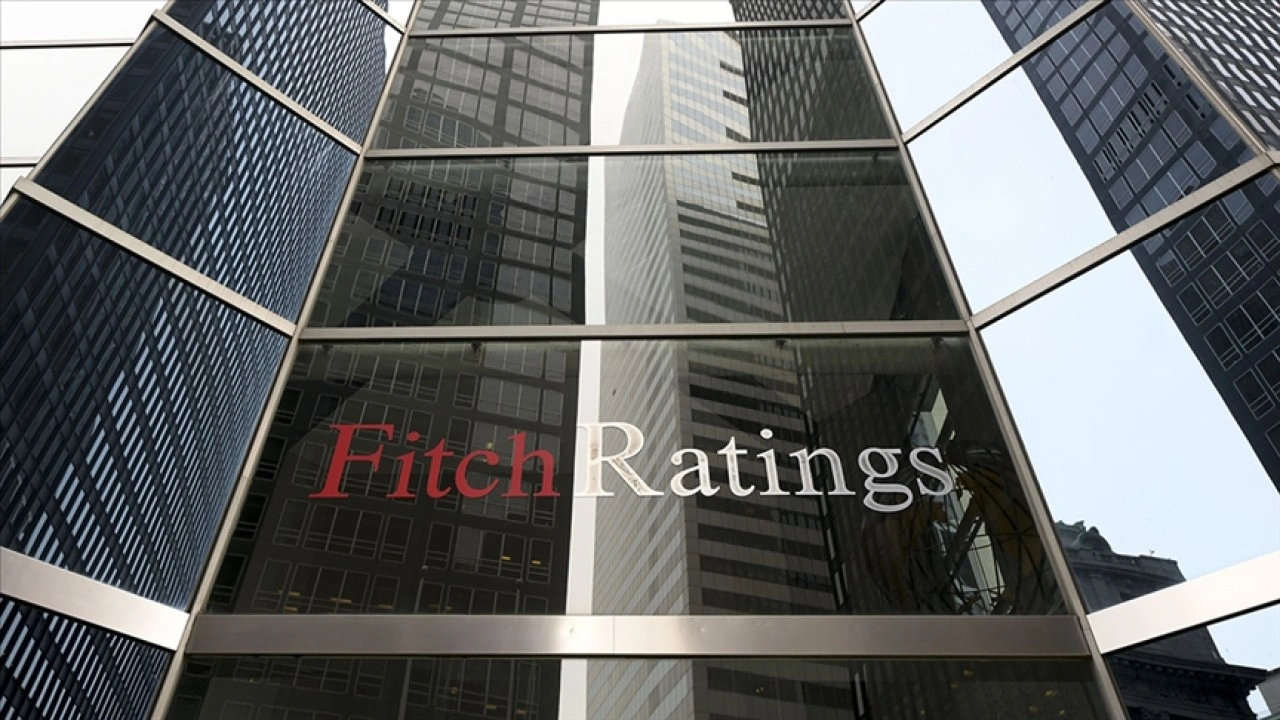 Fitch: Savunma harcamalarının yükselmesi Avrupa'nın kamu maliyesindeki baskıyı artıracak